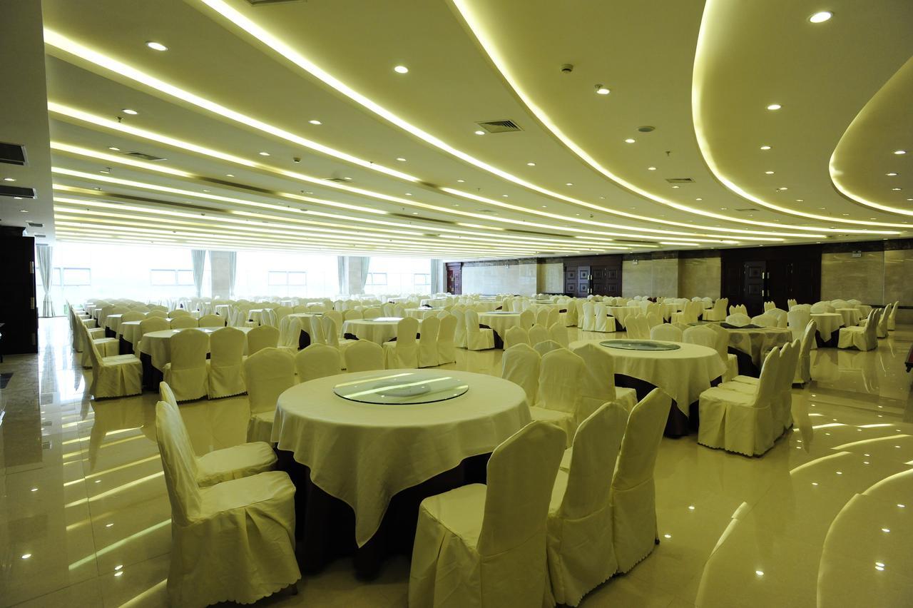 Yinruilin International Hotel Кунмин Екстериор снимка